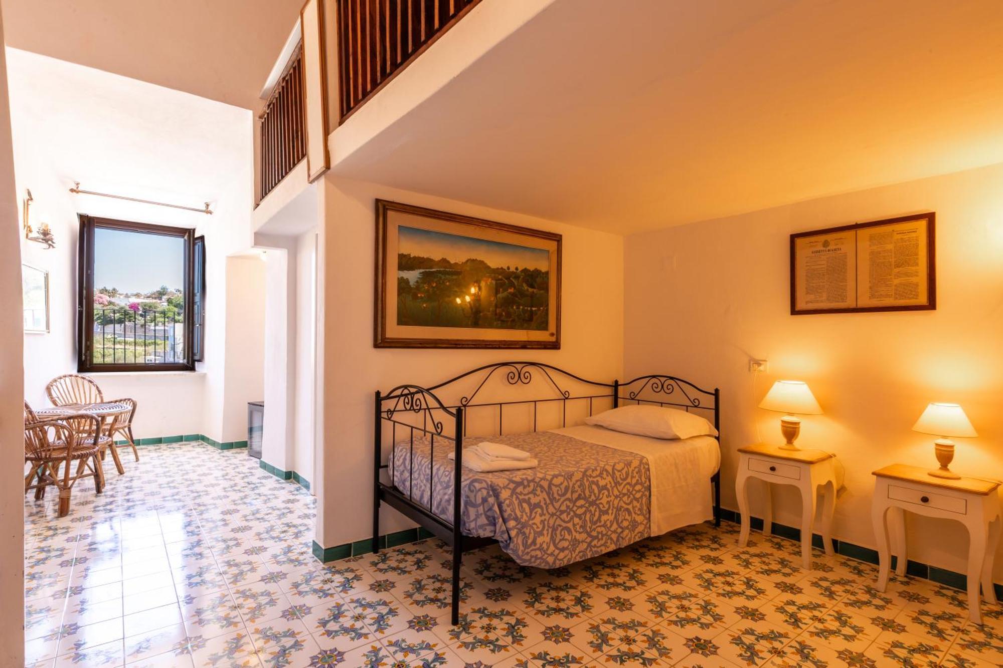 Hotel Torre Dei Borboni 폰차 외부 사진